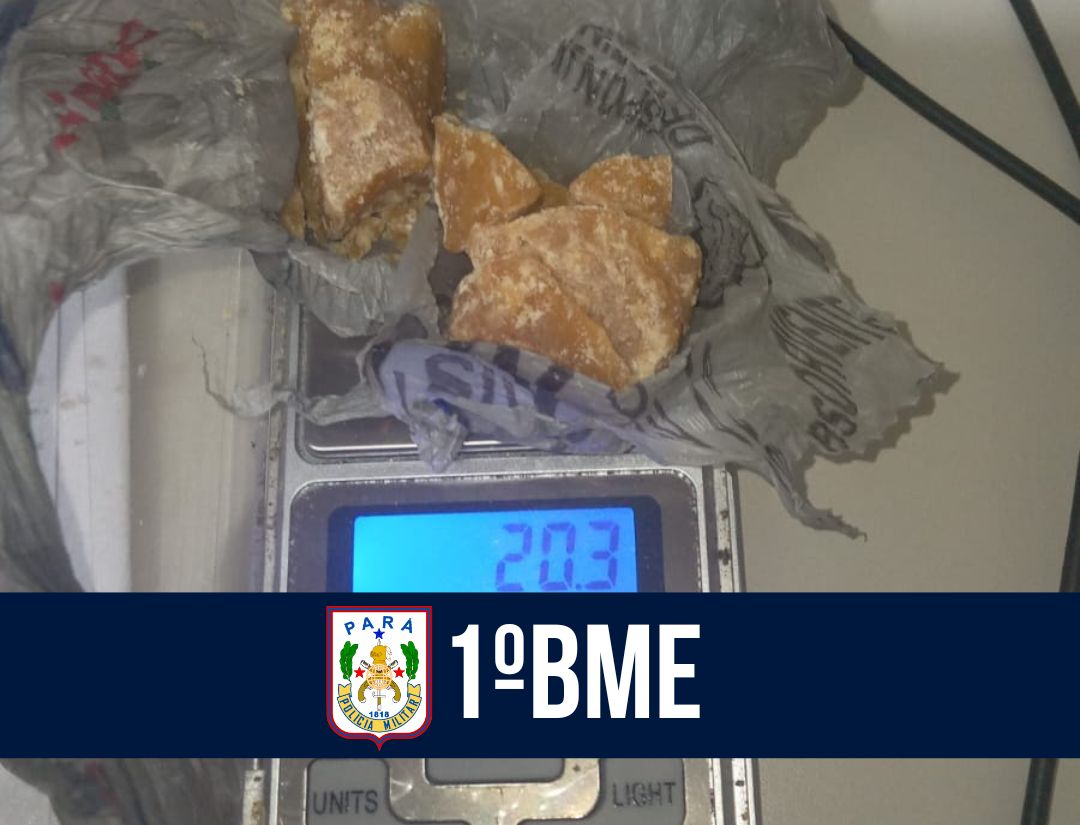 Motopatrulhamento do 1º BME  prende dupla por tráfico de drogas